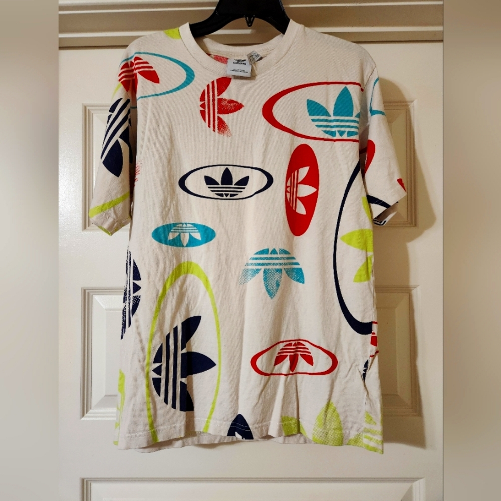 Adidas Men's Originals AOP Short Sleeve Shirt. Medium
